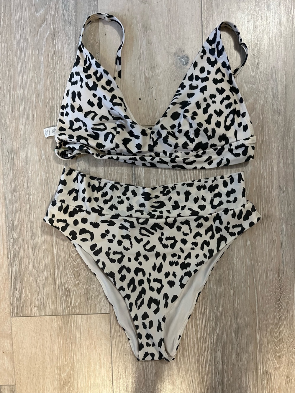 aerie Black and cream Leopard Print two piece swimsuit size XL